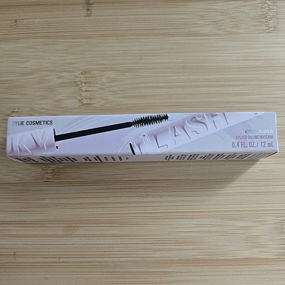 Kylie Cosmetics Lash & Lip Bundle - NWT - Mary Jo K - Picture 5 of 10